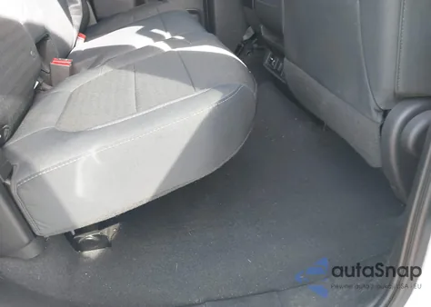 2019 Chevrolet Silverado 1500 Rst из США, поврежденный, VIN 1GCRYEED7KZ310783